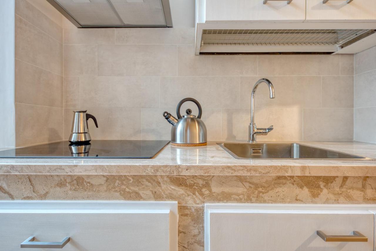 Corte Anibaldi Apartment Лече Екстериор снимка